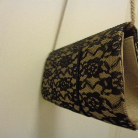 RETRO STYLE GREY & BLACK LACEY ENVELOPE PURSE - Picture 4 of 6